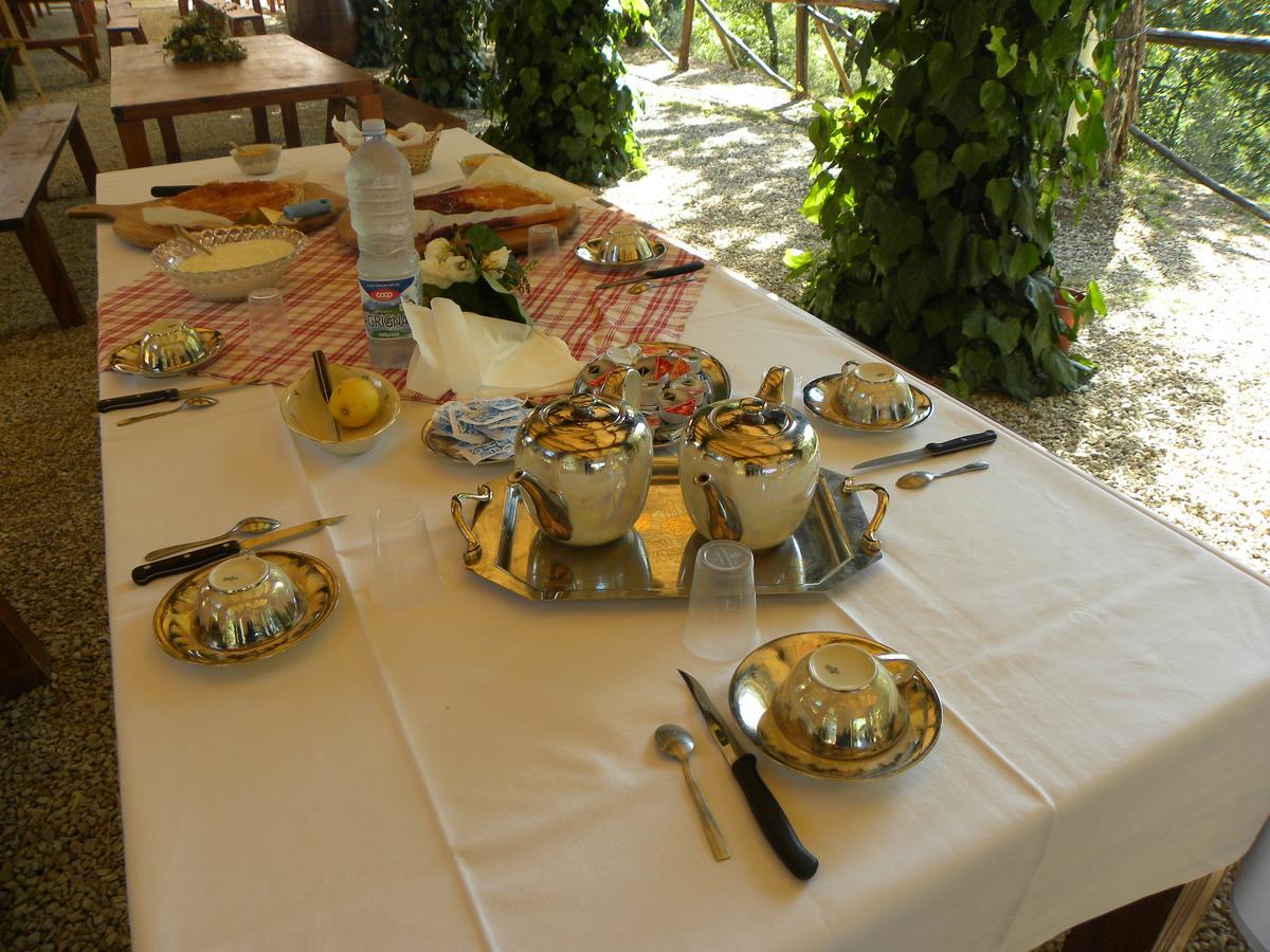 Country Resort Il Frassine Rignano Sull Arno Bagian luar foto